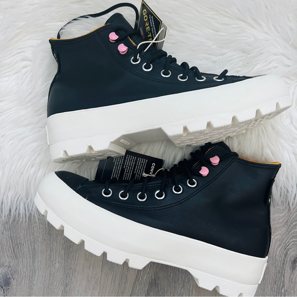 NWT Converse Chuck Taylor As Lugged Winter Gore-Tex Women’s Shoes - Picture 6 of 8